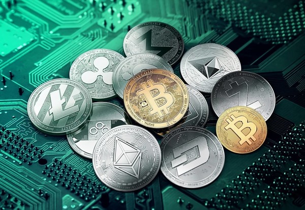 南方现金增利货币季报解读：申购赎回份额变动大收益表现有差异